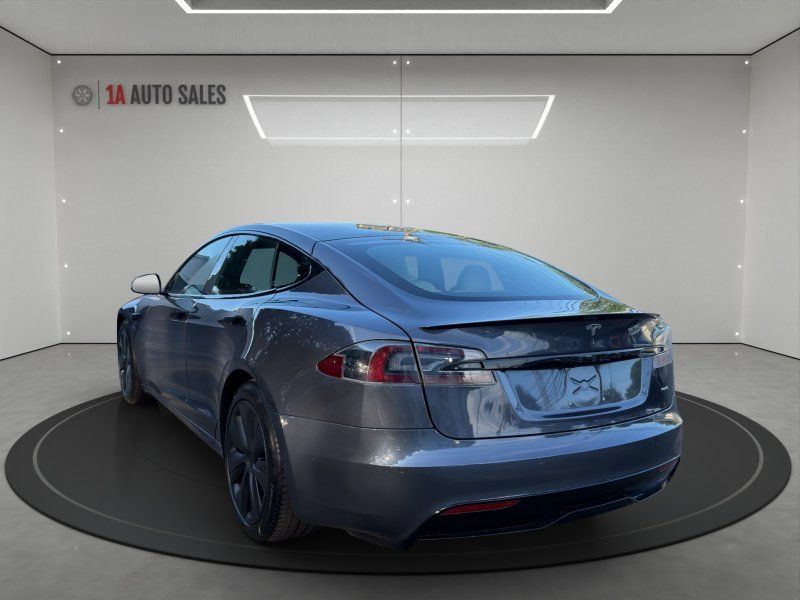 Used 2022 Tesla Model S Plaid AWD/4WD image 3