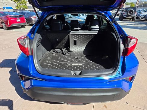 Used 2020 Toyota C-HR Limited image 19