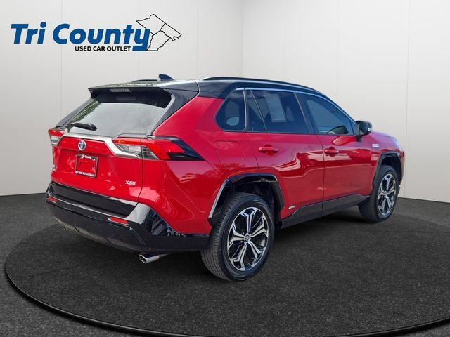 Certified 2023 Toyota RAV4 XSE w/ Weather Package AWD/4WD image 8
