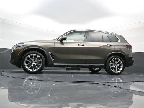 Used 2025 BMW X5 xDrive40i image 25