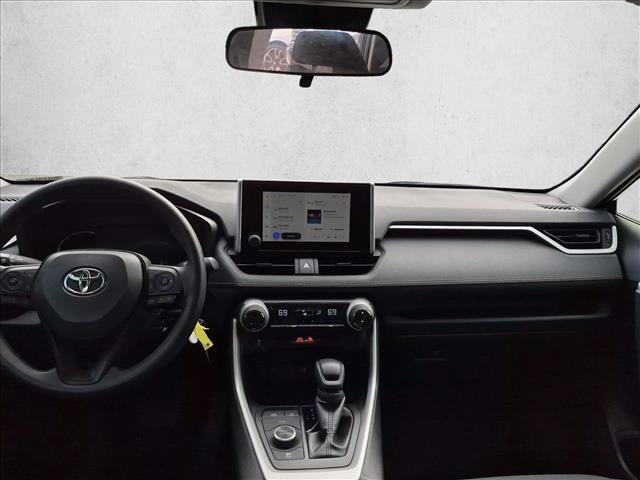 Used 2024 Toyota RAV4 LE AWD/4WD image 17