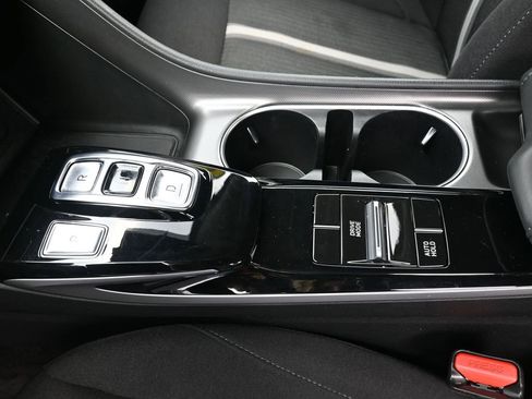 Certified 2023 Hyundai Sonata SE w/ Preferred Accessory Package image 17