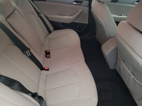 Used 2018 Hyundai Sonata SE FWD image 19