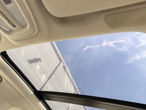 Used 2024 Volvo S60 T8 Plus w/ Climate Package image 15