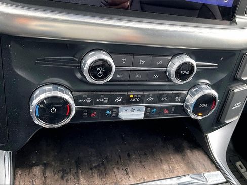 Used 2023 Ford F150 Lariat w/ Equipment Group 502A High image 31