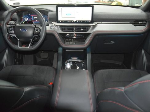 Used 2025 Ford Explorer ST w/ Sun And Sound Package AWD/4WD image 23