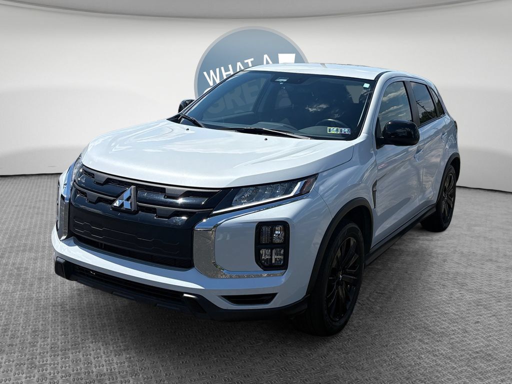 Used 2025 Mitsubishi Outlander Sport LE AWD/4WD image 8