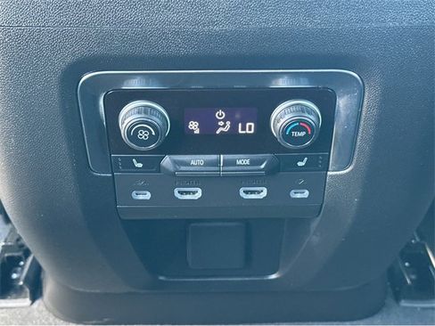 Certified 2024 Chevrolet Tahoe High Country w/ Advanced Technology Package image 18