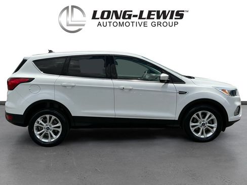 Certified 2019 Ford Escape SE FWD image 8