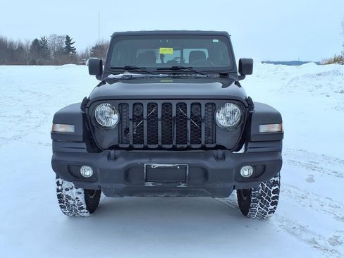 Used 2020 Jeep Gladiator Sport w/ Quick Order Package 23S image 18