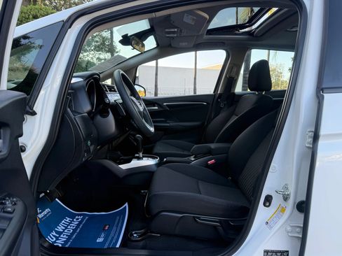 Used 2018 Honda Fit EX image 10