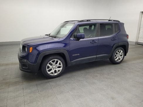 Used 2016 Jeep Renegade Latitude image 2