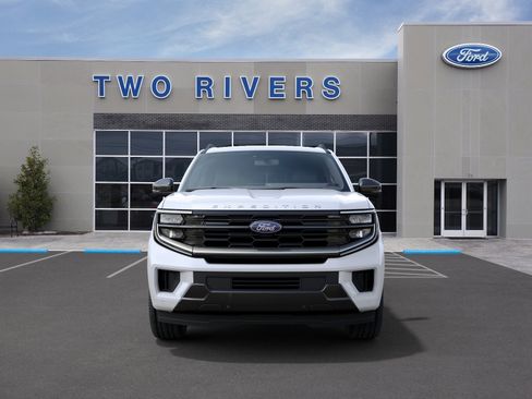 New 2027 Ford Expedition Platinum AWD/4WD image 3