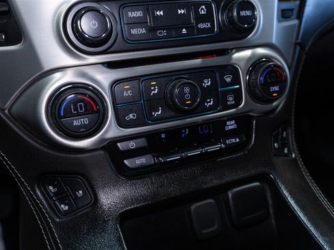 Used 2019 GMC Yukon SLT w/ HD Trailering Package AWD/4WD image 20