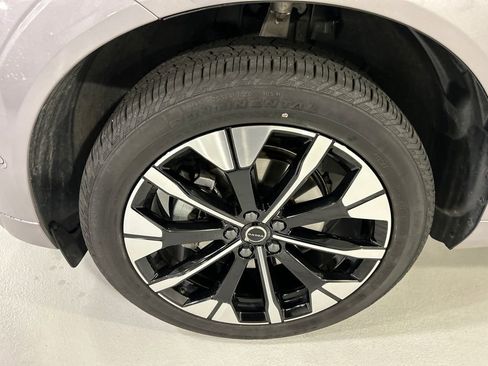 Used 2026 Volvo XC60 B5 Plus w/ Protection Package Premier AWD/4WD image 8