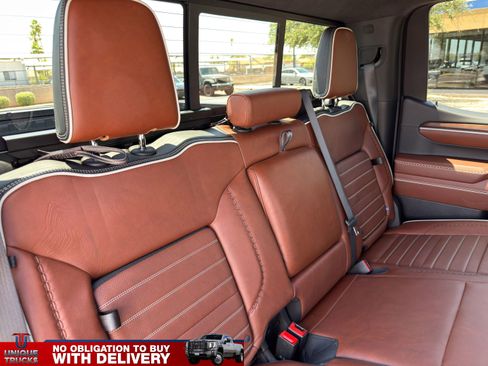 Used 2025 GMC Sierra 1500 Denali Ultimate AWD/4WD image 29
