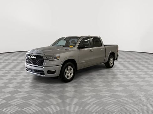 Used 2025 RAM 1500 Big Horn AWD/4WD image 4