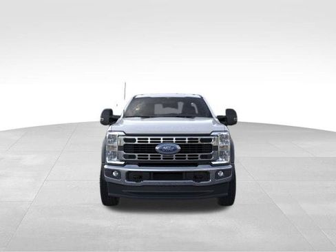 New 2026 Ford F550 4x4 Regular Cab Super Duty image 6