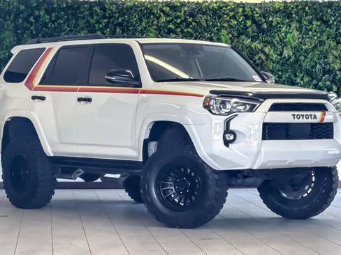 Used 2023 Toyota 4Runner 40th Anniversary SE AWD/4WD image 2