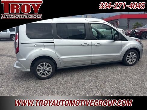 Used 2020 Ford Transit Connect XLT image 7