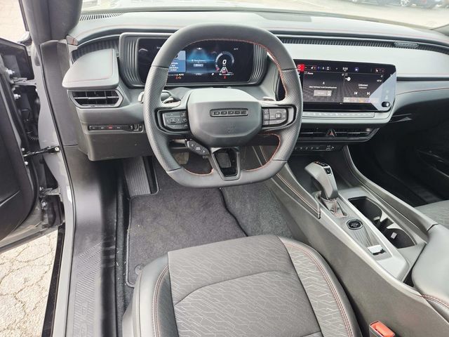 Used 2026 Dodge Charger Scat Pack AWD/4WD image 7