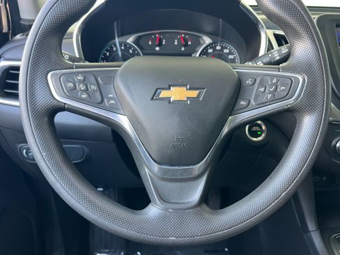 Used 2022 Chevrolet Equinox LT AWD/4WD image 23