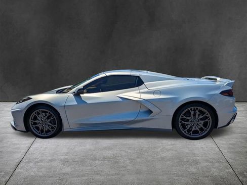 Used 2021 Chevrolet Corvette Stingray Premium Conv w/ Z51 Performance Package RWD image 7