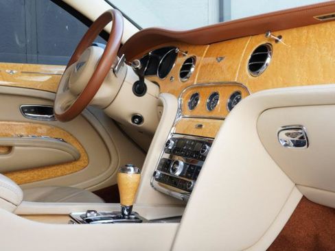 Used 2012 Bentley Mulsanne RWD image 56