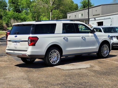 Used 2024 Ford Expedition Max Limited image 4
