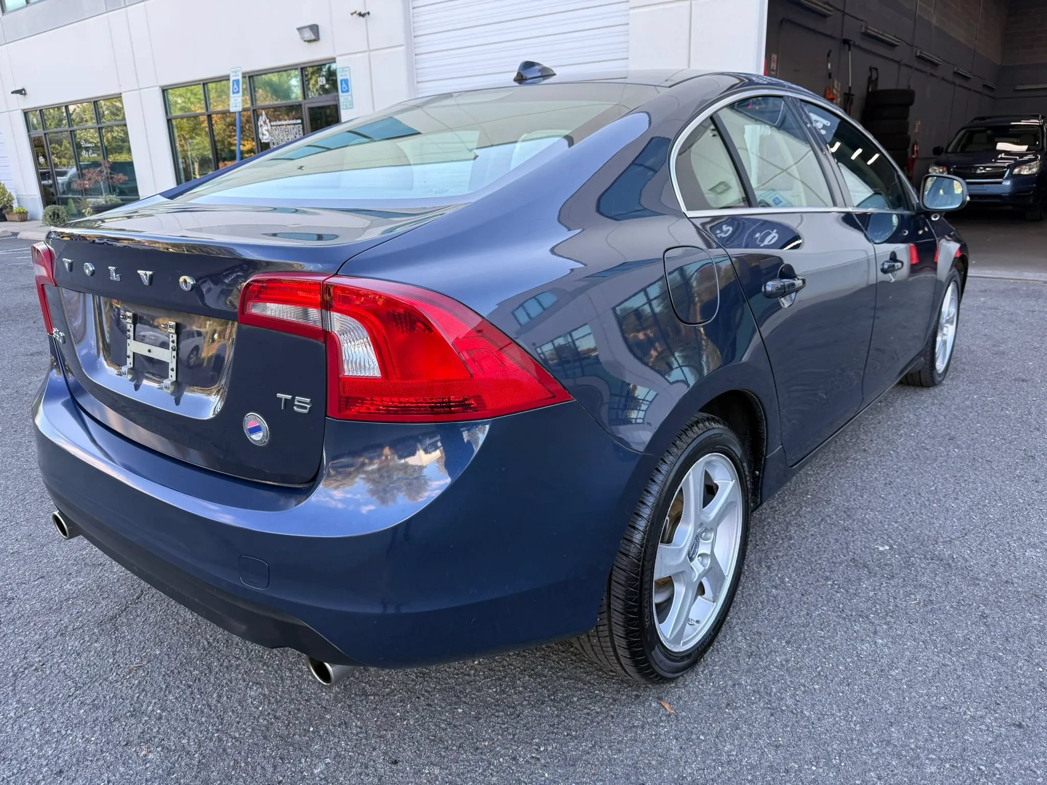 Used 2013 Volvo S60 T5 FWD image 12