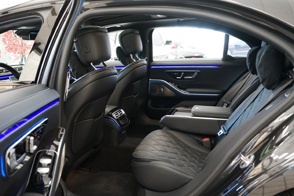 Used 2023 Mercedes-Benz S 580e 4MATIC Sedan image 61