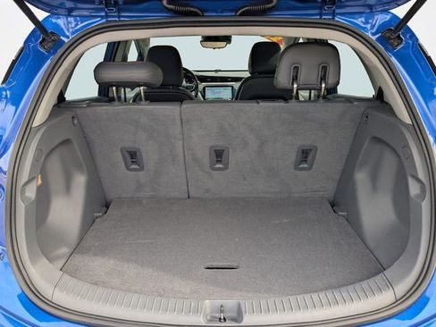 Used 2021 Chevrolet Bolt Premier w/ Infotainment Package FWD image 7