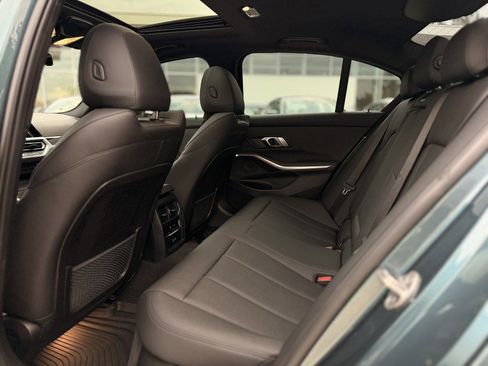 Used 2021 BMW 330i Sedan w/ Premium Package image 26