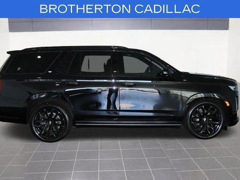 Certified 2023 Cadillac Escalade Sport Platinum w/ LPO, ONYX Package AWD/4WD image 10