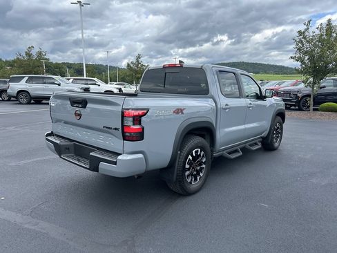Used 2024 Nissan Frontier PRO-4X AWD/4WD image 7