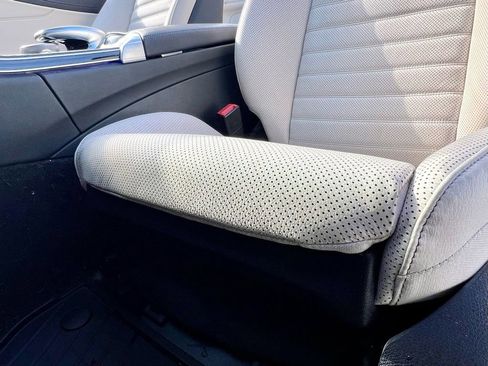 Used 2023 Mercedes-Benz C 300 4MATIC Cabriolet image 16