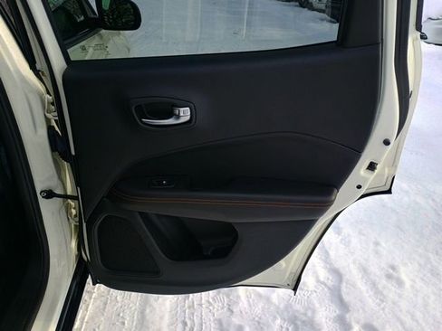 Used 2020 Jeep Compass Limited image 15