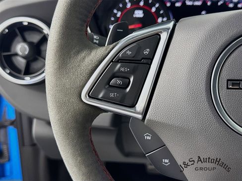 Used 2022 Chevrolet Camaro ZL1 image 13