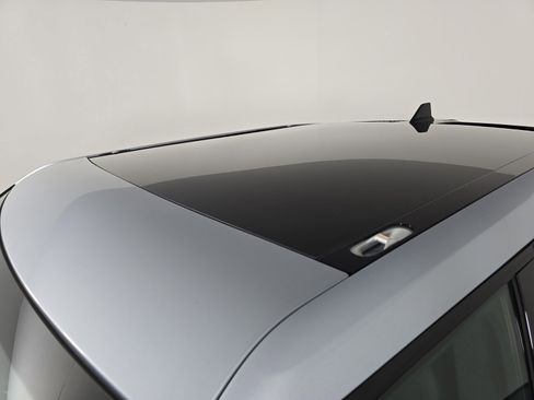 Used 2024 Rivian R1T Adventure image 13