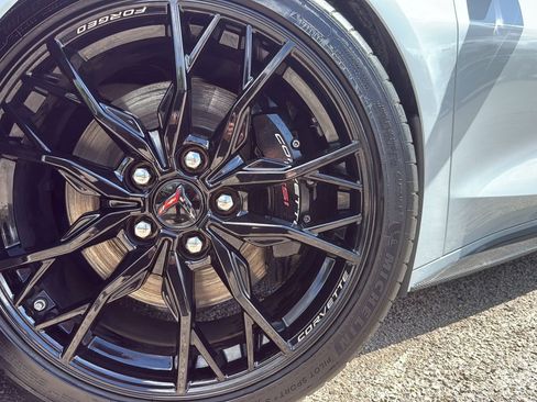 Used 2023 Chevrolet Corvette Stingray Premium Cpe w/ Z51 Performance Package RWD image 25