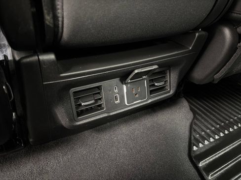 Used 2024 Chevrolet Silverado 1500 LT AWD/4WD image 34
