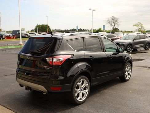 Used 2018 Ford Escape Titanium w/ Ford Safe & Smart Package FWD image 5