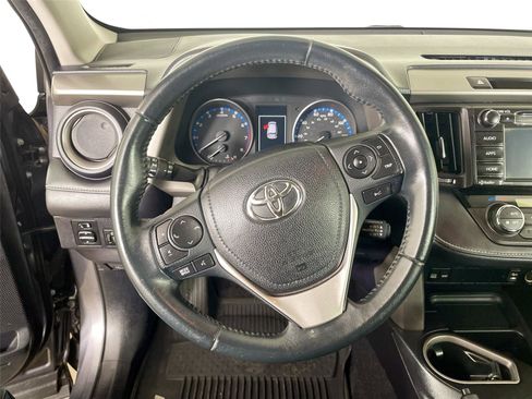 Used 2017 Toyota RAV4 XLE image 12
