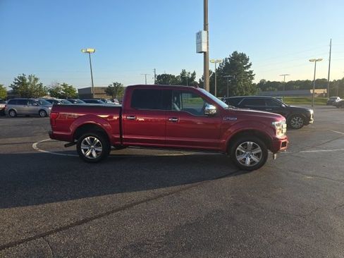 Used 2018 Ford F150 Platinum w/ Equipment Group 701A Luxury AWD/4WD image 2