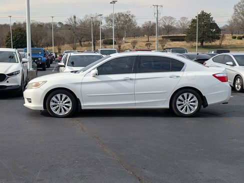 Used 2014 Honda Accord Touring image 5