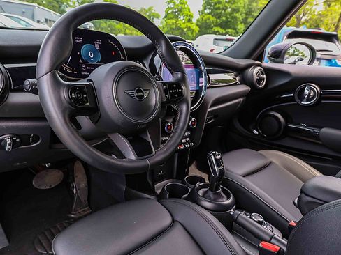 Used 2024 MINI Cooper S FWD image 9