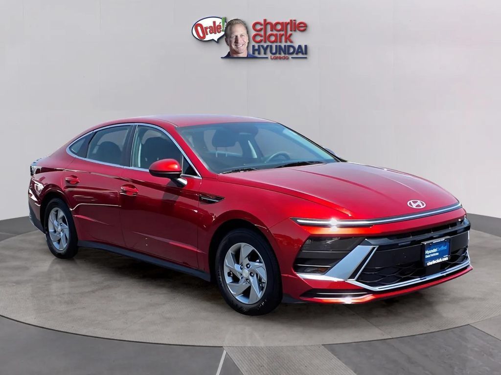 Used 2026 Hyundai Sonata SE FWD image 7
