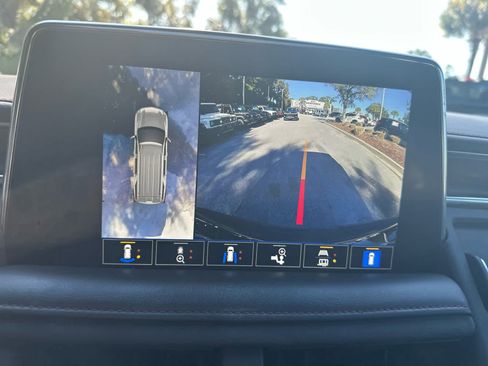 Used 2022 Chevrolet Tahoe RST w/ Luxury Package image 33