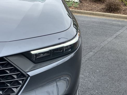 Certified 2024 Honda Accord EX image 5