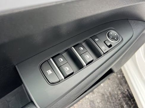 Certified 2024 Kia Forte LXS image 25